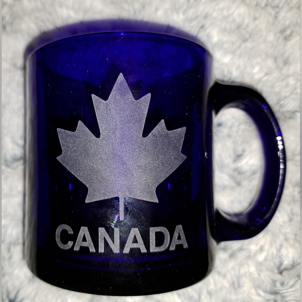 Glass Etched Canada Mug